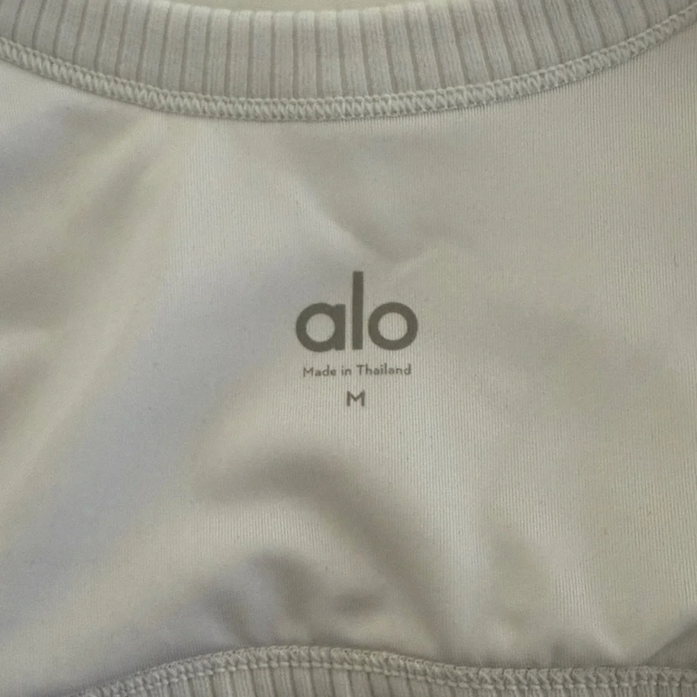 Alo Wellness Bra White - Picture 5 of 5